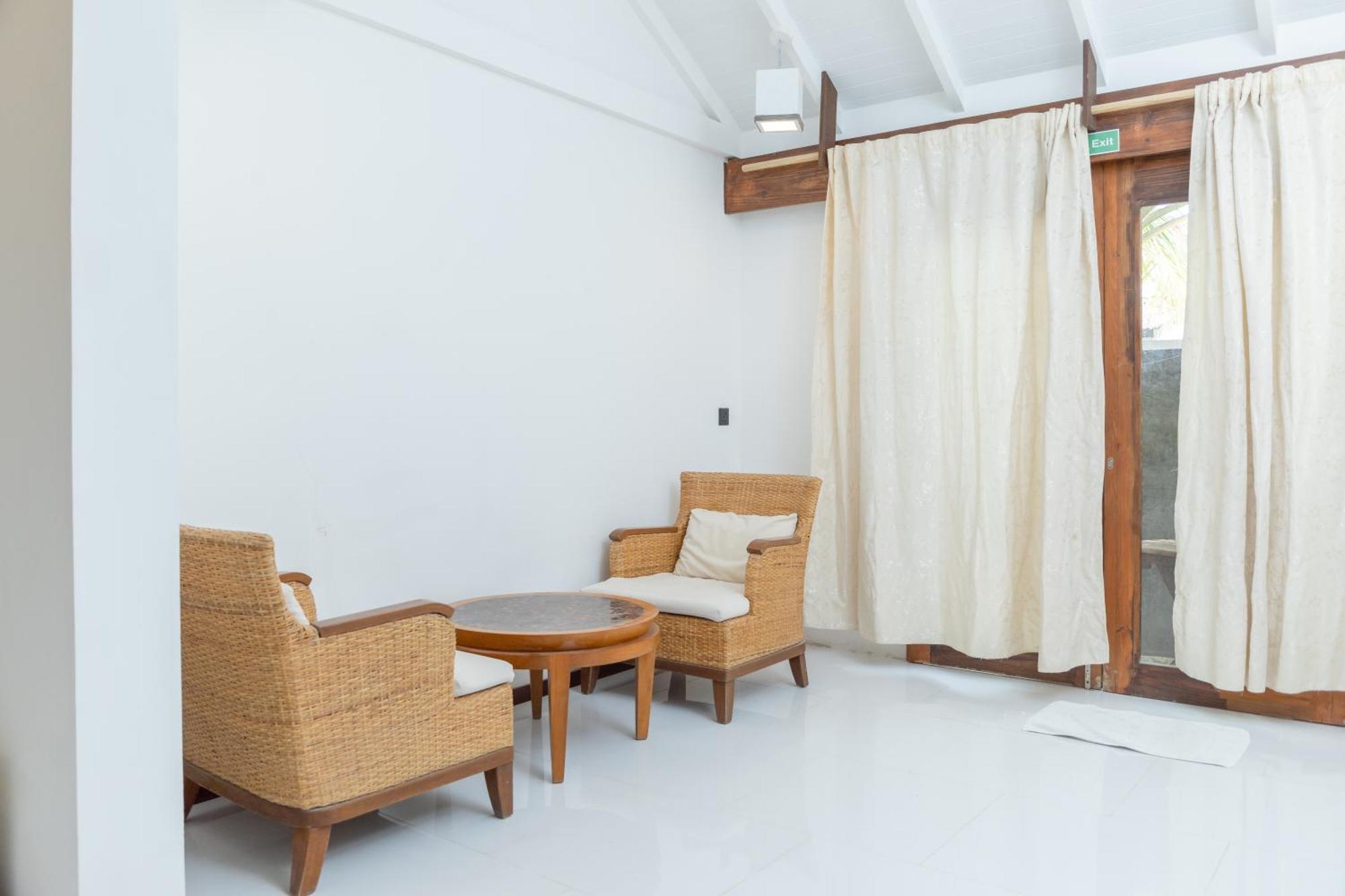 Brickwood Ganduvaru Private Villas Rasdhoo ภายนอก รูปภาพ