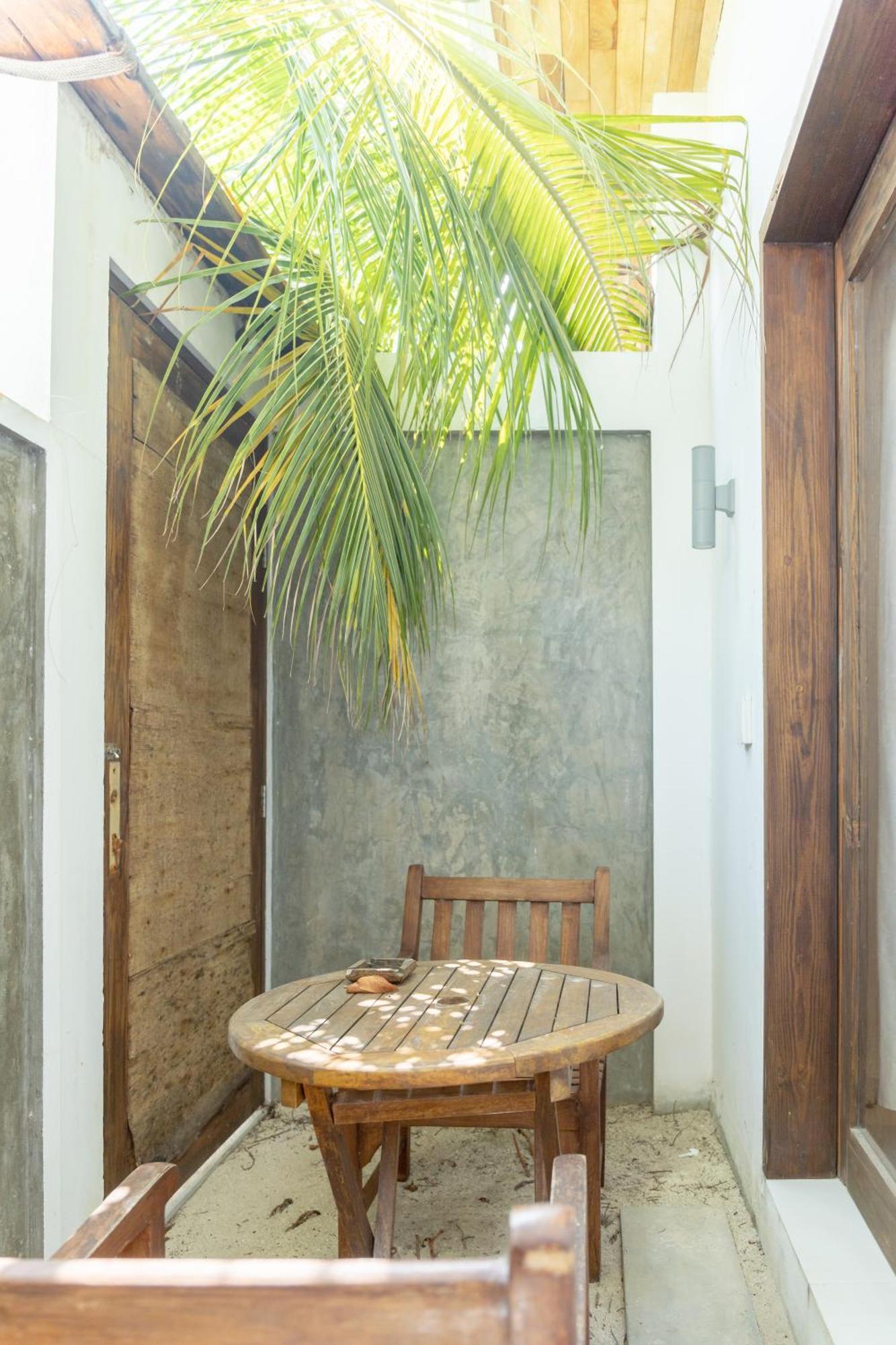 Brickwood Ganduvaru Private Villas Rasdhoo ภายนอก รูปภาพ