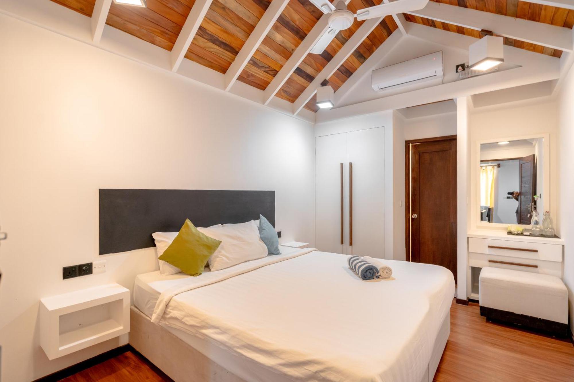 Brickwood Ganduvaru Private Villas Rasdhoo ภายนอก รูปภาพ