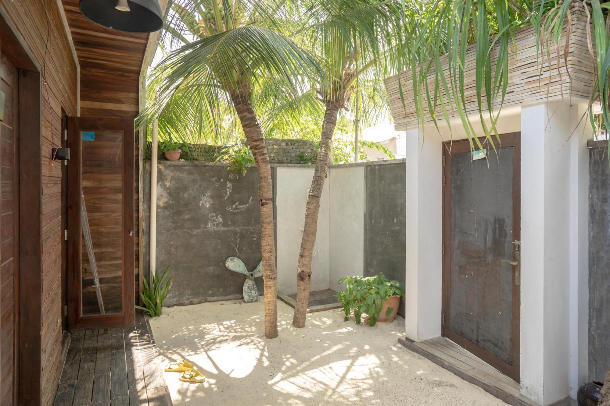 Brickwood Ganduvaru Private Villas Rasdhoo ภายนอก รูปภาพ