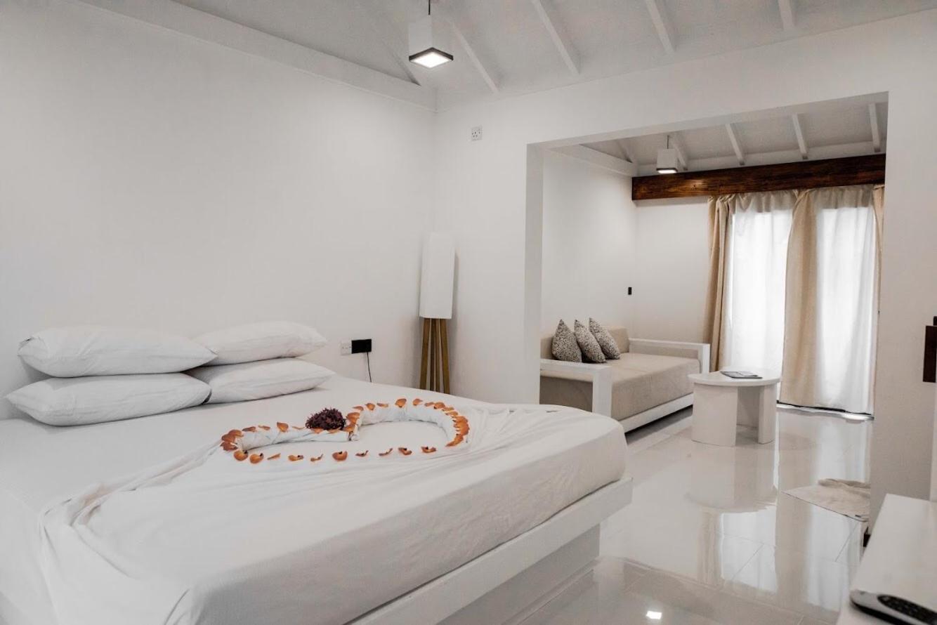 Brickwood Ganduvaru Private Villas Rasdhoo ห้อง รูปภาพ