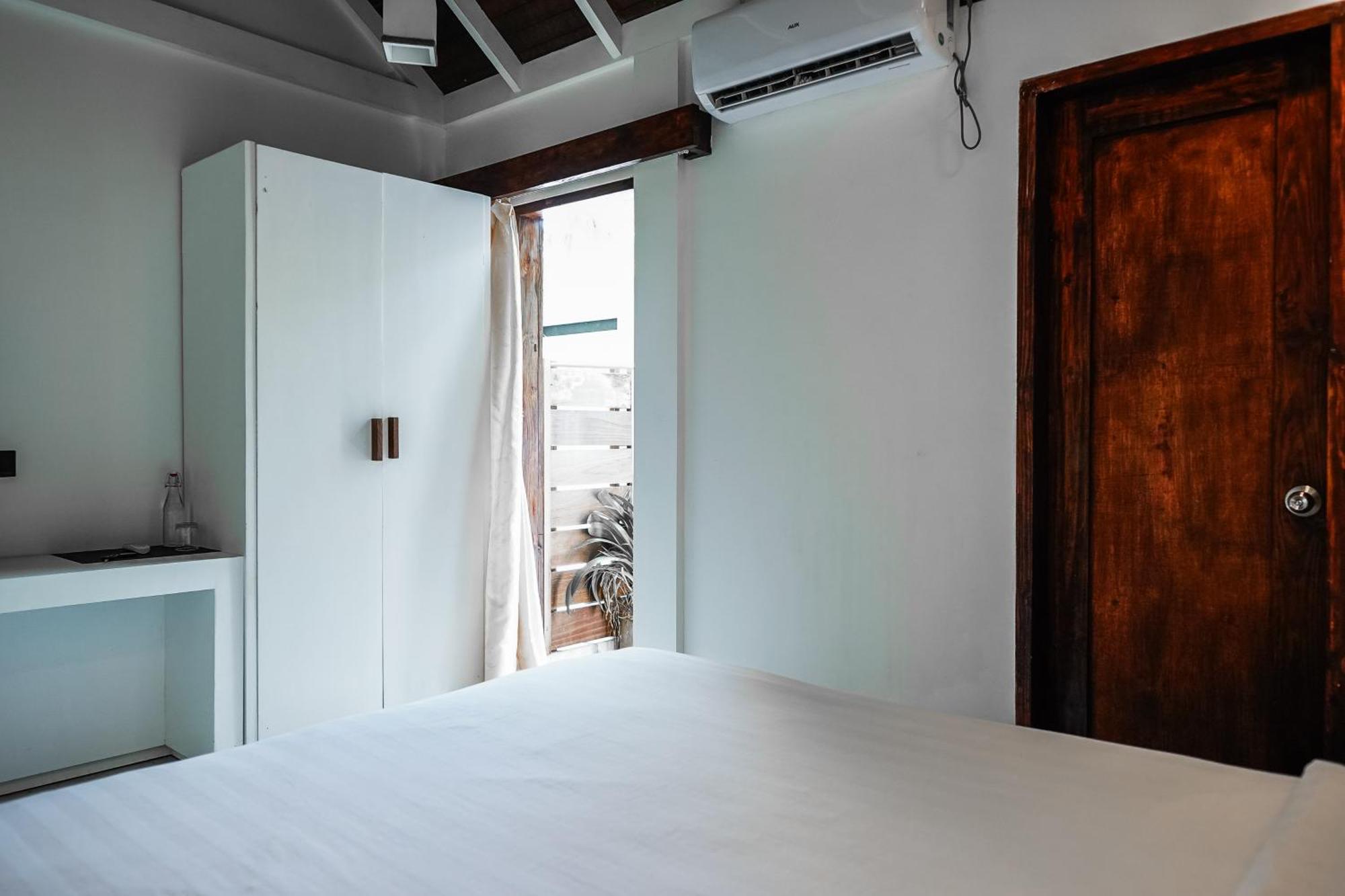 Brickwood Ganduvaru Private Villas Rasdhoo ภายนอก รูปภาพ